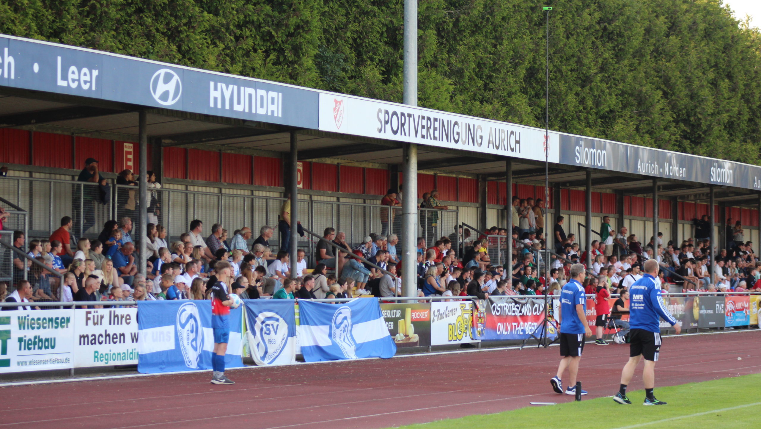 Blaue Wand beim Finale um den Ostfriesland Cup 2024