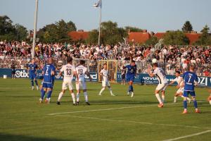 Kickers Emden gegen den SV Meppen