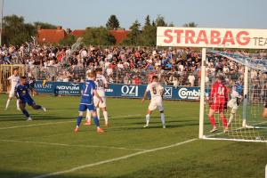 Kickers Emden gegen den SV Meppen