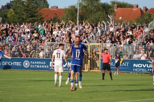 Kickers Emden gegen den SV Meppen