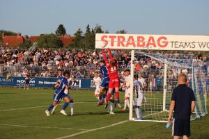 Kickers Emden gegen den SV Meppen